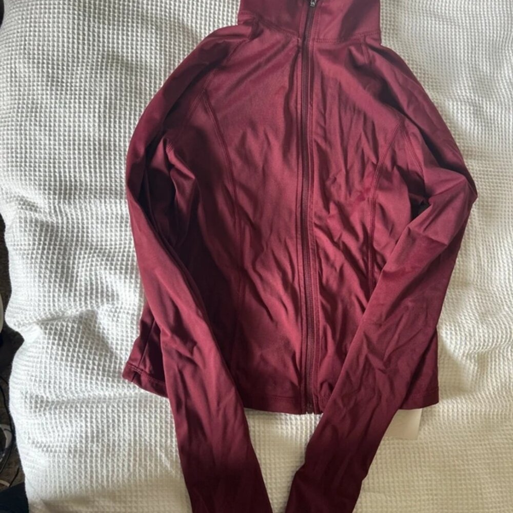 Burgandy gym top